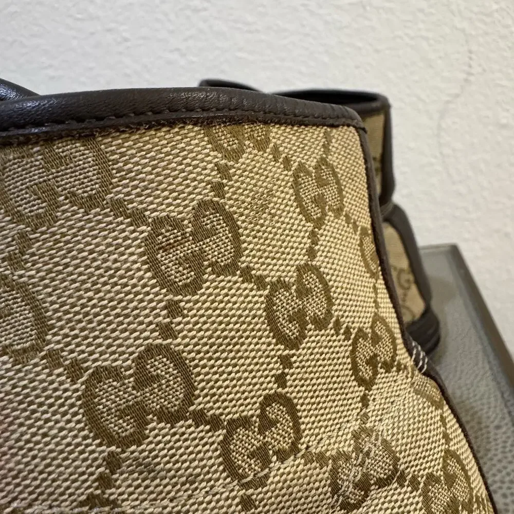 Gucci brown monogram